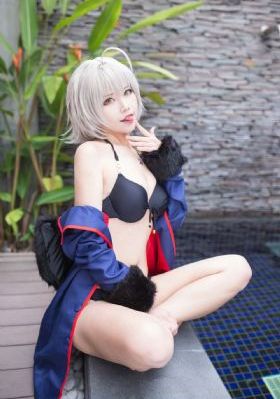 男生日女生视频