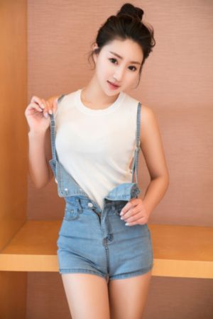鲨鱼女孩